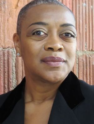 师凯伦·罗宾逊