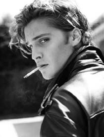 卢克·葛莱姆斯