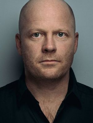 格哈德·卡萨尔