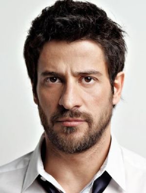 亚历克西斯·乔戈里斯