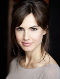 克劳迪娅·巴索尔斯